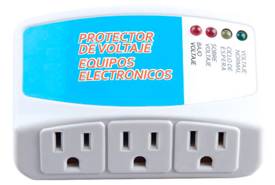 Protector de voltaje de 3 salidas para TV, 1440 W